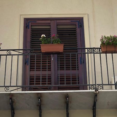 Reginella B&B パレルモ エクステリア 写真